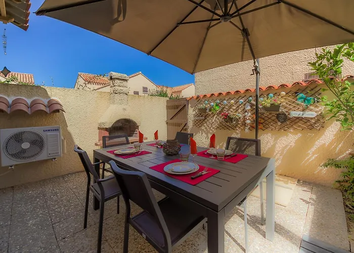 La Barque לה ברקרה